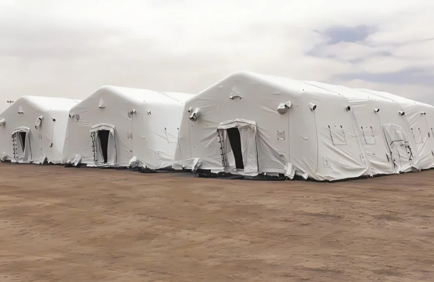 Inflatable Glamping Tent with Waterproof PVC Fabric Quick Automatic Opening for Outdoor Camping w/ Pump